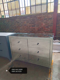 DRESSING TABLE AND CHEST OF DRAWERS