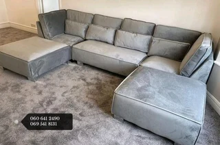L-Shape / Modular Couch