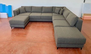 U/L Shaped couch