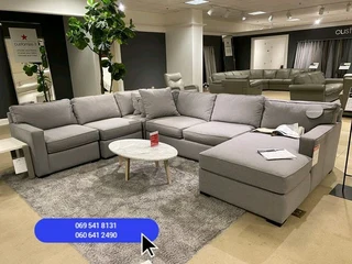 3 pc sectional couch/ U-shaped