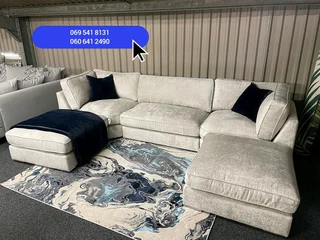 Modular couch / 4 pc sectional