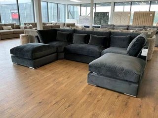 U- Shape / modular couch