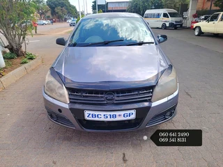 Opel Astra Hatch 1.4 Turbo