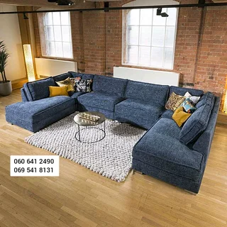 U-shape / modular modern couch