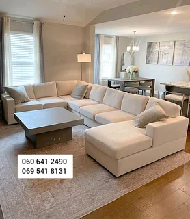 U-shape / modular modern couch