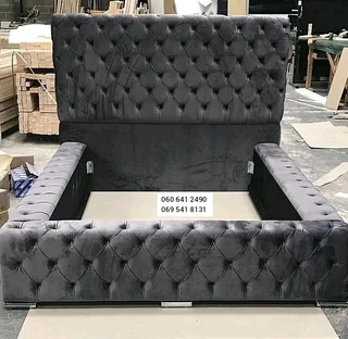 Deep buttoned Queen size headboard and sleighbeds