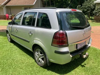 2007 Opel Zafira MPV/Bus