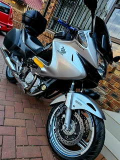 2012 HONDA NT700 ABS (MINT CONDITION)