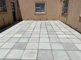 450X450X50MM VASTRAP PAVERS &#64; R25 - 00 EACH