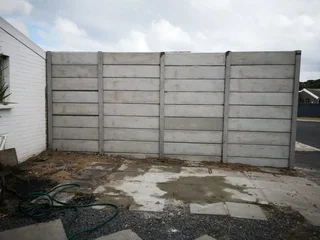 VIBRACRETE PLAIN SLABS (1440X300X40MM) &#64; R45 - 00 EACH