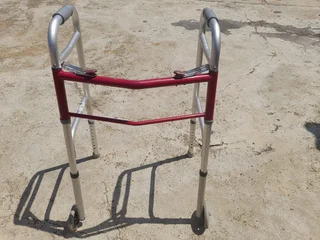 Foldable walker