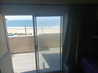 Holiday Letting Beachfront Apartments
