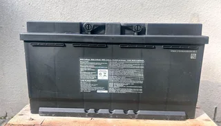 Brand new 92Ah battery (658)