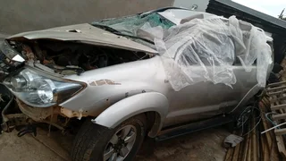 Toyota Fortuner 2006 model 4.0 V6 with 1GR Engine and automatic gearbox stripping for spares code 2