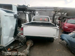 Nissan Hardbody ka24 stripping for spares
