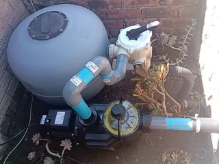 Solomon Maintenance:#1) Floor screed #2) Vinyls #3) Tiling #4) Paving #5 Painting #6) Pools piping