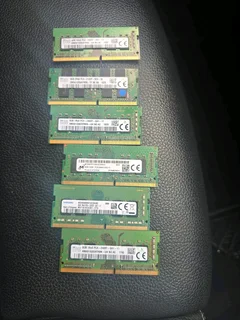 8gb DDR4 laptop ram × 20