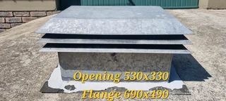 Galvanized bolt on Cawl