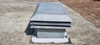 Galvanized bolt on Cawl