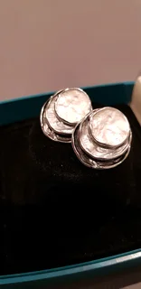 Cash only!! Stud mother of pearl