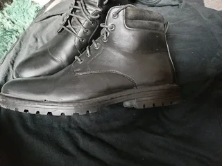 Size 10 men&#39;s smart boots.