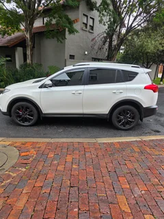 2014 Toyota RAV-4 SUV