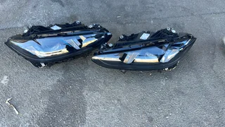 BMW 430i 440i M3 M4 G80 i4 LH &#43; RH Headlight Shadowline LED Blue Laser