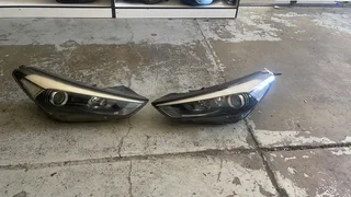 HYUNDAI TUCSON XG 2015-2017 HALOGEN BOTH HEADLIGHTS ASSEMBLY