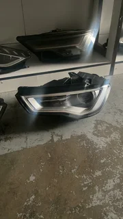 * 2012 - 2016 Audi A3 Adaptive Bi-Xenon Headlights both 8V0.941.005.A