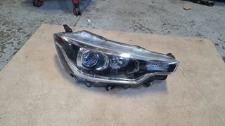 2024 Suzuki Ertiga/Toyota ruminion right side headlight for sale