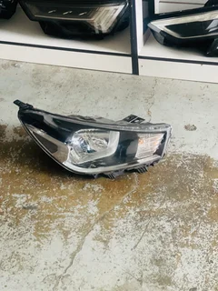 2018-2020 Kia Rio Left Driver Side Halogen Headlight Oem For Sale