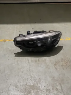 bmw m3 f80 m4 f82 f32 adaptive icon led headlights For sale