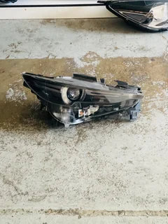 MAZDA CX-5 2017-2021 LED RHS HEADLIGHT FOR SALE