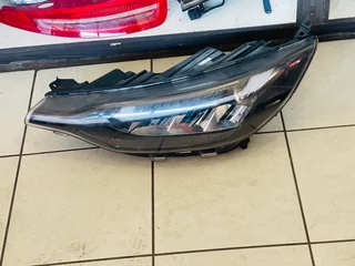 Oem 2024 Ford Transit Custon Passenger Left Side Led Headlight Pz31-13e015-db For Sale