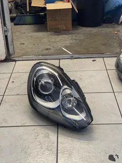 Porsche Cayenne 958 92A Right Xenon Headlight NO AFS 2011-2018 For sale