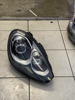 Porsche Cayenne 958 92A Right Xenon Headlight NO AFS 2011-2018 For sale