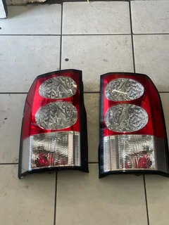 REAR LED TAIL LIGHT LAMP LH LEFT AND RIGHT FOR LAND ROVER DISCOVERY 4 -