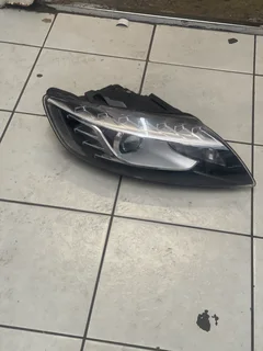 Audi Q7 HID Xenon Right headlight 2010-2015 ..