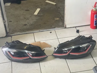 Vw golf 7.5 gti  headlights left and right.