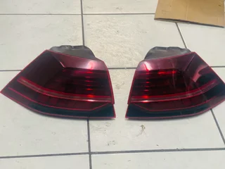 Vw golf 7.5 gti tailights left and right.
