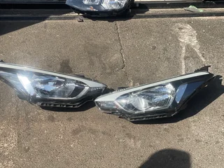 Hyundai i20 2017-18 headlights .