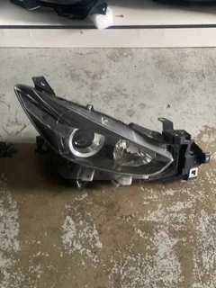 Mazda 3 2017-2018 R.h.s Headlight.