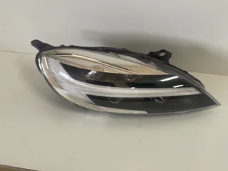 2017 Volvo V40 Facelift Full Led Rhs Headlight.