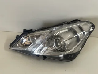 Mercedes Benz E-Class HID Xenon W207 Left headlight .