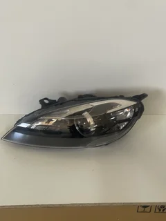Left xenon headlight Volvo V40 2012-2018 .