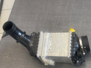 BMW X5M X6M F85 F86 4.4i INTERCOOLER RADIATOR CHARGE AIR COOLER .