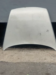 Volkswagen Touareg 2015 2016 Front bonet.