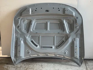 Bmw m3 g80 g83 front bonet available for sale.