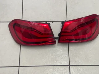 BMW F32 F33 F36 F82 F83 M4 Rear both Side Outer Tail Light.