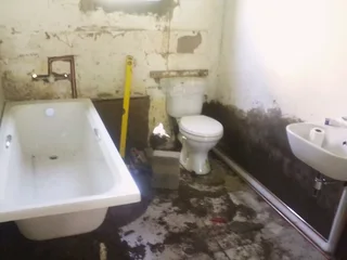 PROFESSIONAL PLUMBERS/TILERS/PAINTERS 0834933468